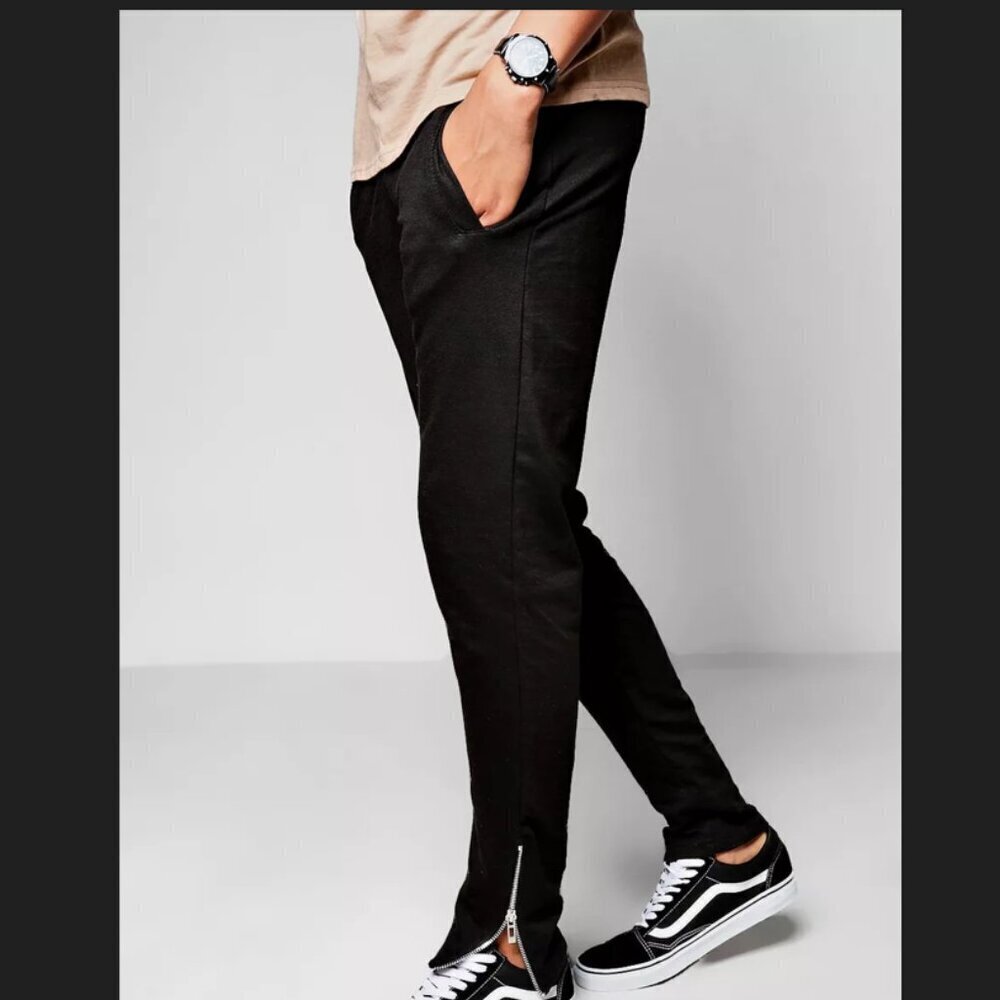 3/15$ Jack and Jones Black Jogger jeans
